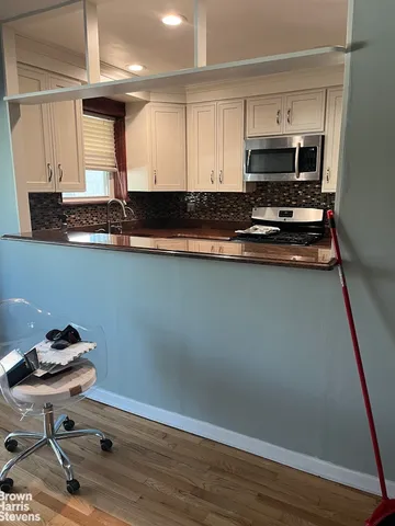 $699,000 | 2524 Radcliff Avenue | Bronxwood