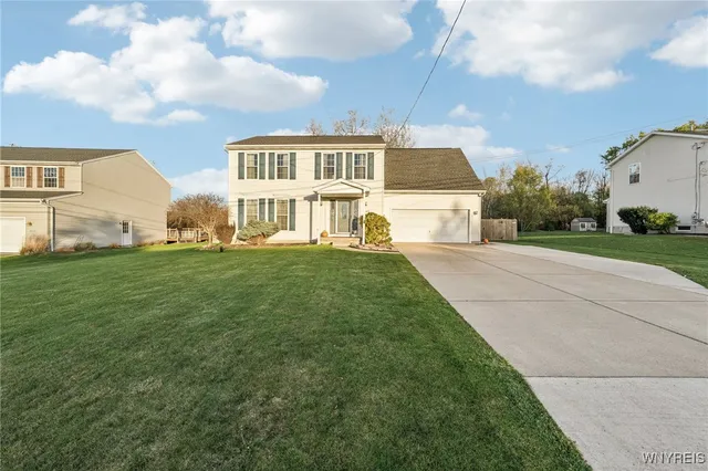 $384,000 | 6023 Shoreham Drive, Hamburg, NY 14085