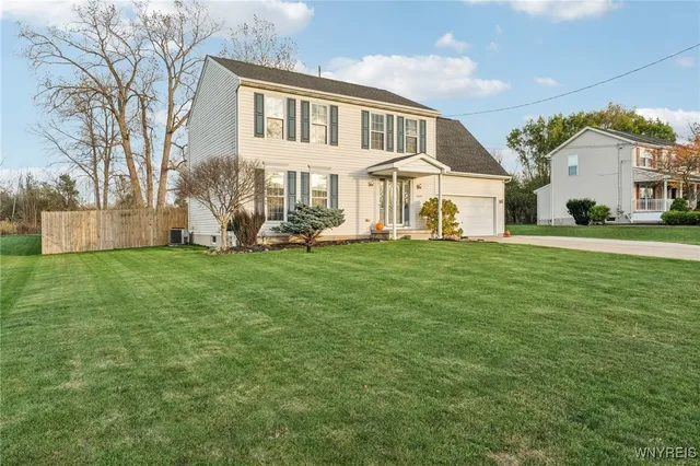 $384,000 | 6023 Shoreham Drive, Hamburg, NY 14085