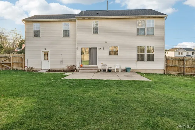 $384,000 | 6023 Shoreham Drive, Hamburg, NY 14085