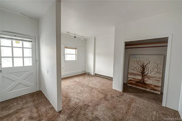 $549,000 | 284 4th Avenue, Bay Shore, NY 11706