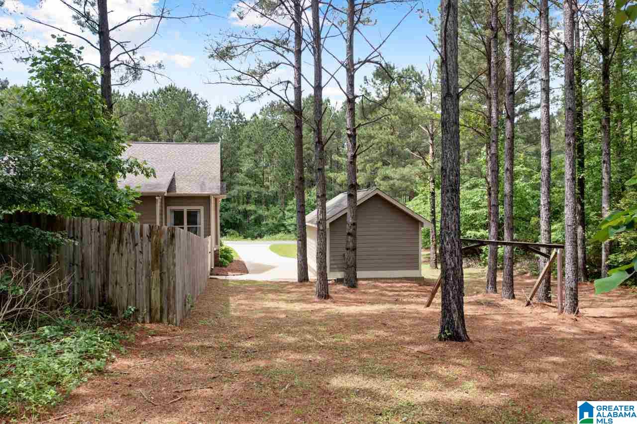 75 Cottage Square Sylacauga, AL 35151 - Photo 5 of 39