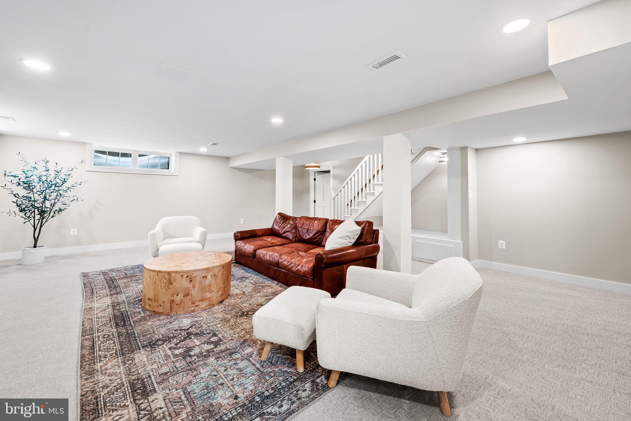 103 St Dunstans Road Baltimore, MD 21212 - Photo 41 of 61