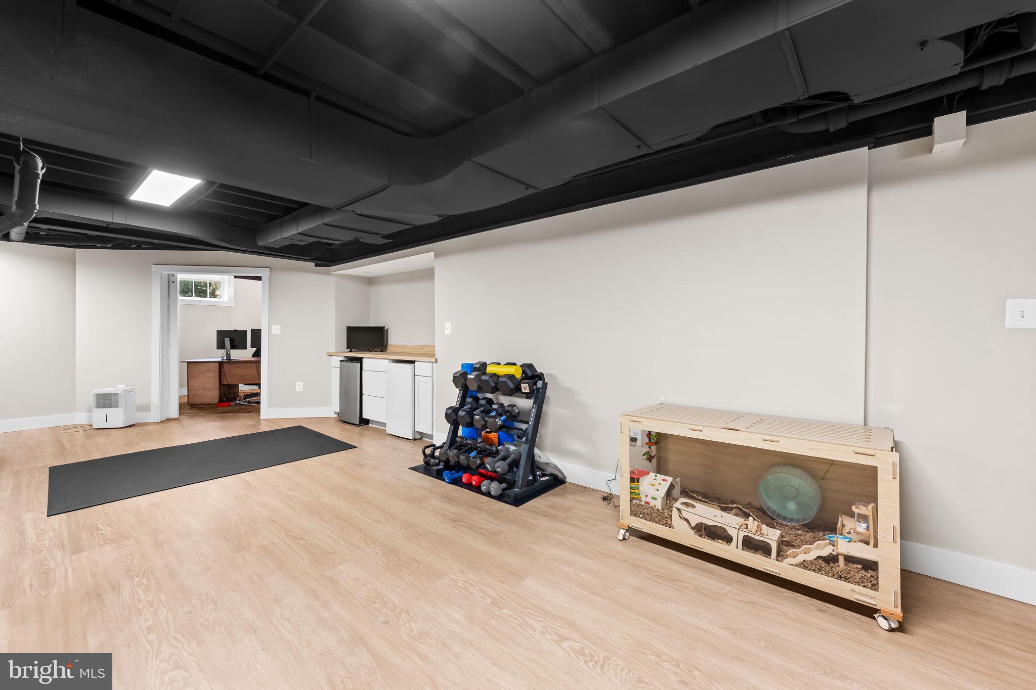 103 St Dunstans Road Baltimore, MD 21212 - Photo 48 of 61