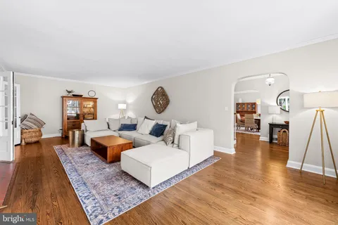 $990,000 | 103 St Dunstans Road, Baltimore, MD 21212