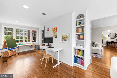 $990,000 | 103 St Dunstans Road, Baltimore, MD 21212