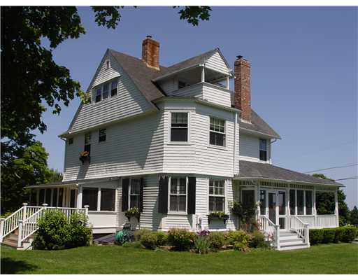 1093 East Shore Road Jamestown, RI 02835 - Photo 3 of 12 Exterior Back.