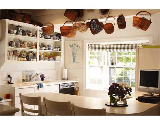 1093 East Shore Road Jamestown, RI 02835 - Photo 9 of 12 Kitchen.