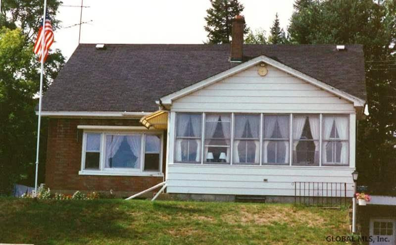 1060 Fort Hunter Road Rotterdam, NY 12303 - Photo 2 of 3 Photo 2