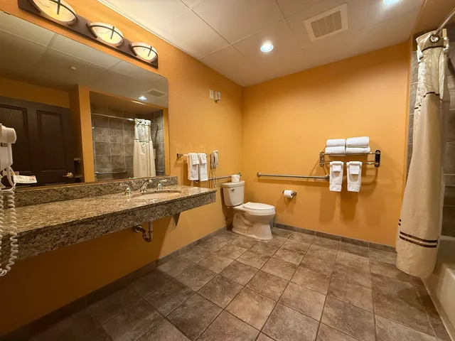 $177,000 | 2411 River, Unit 2221, Wisconsin Dells, WI 53965