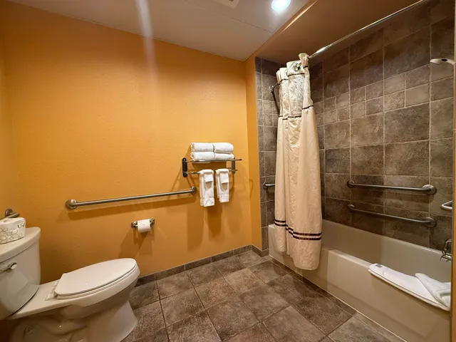 $177,000 | 2411 River, Unit 2221, Wisconsin Dells, WI 53965