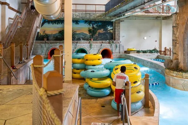 $177,000 | 2411 River, Unit 2221, Wisconsin Dells, WI 53965