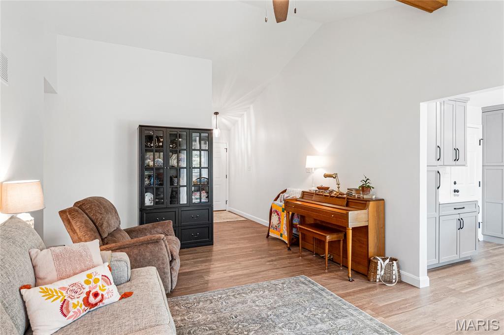 1054 Columbard Drive Ballwin, MO 63021 - Photo 12 of 47