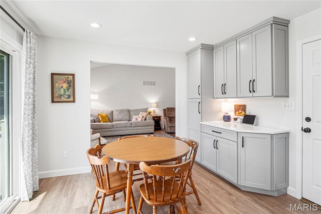 1054 Columbard Drive Ballwin, MO 63021 - Photo 15 of 47