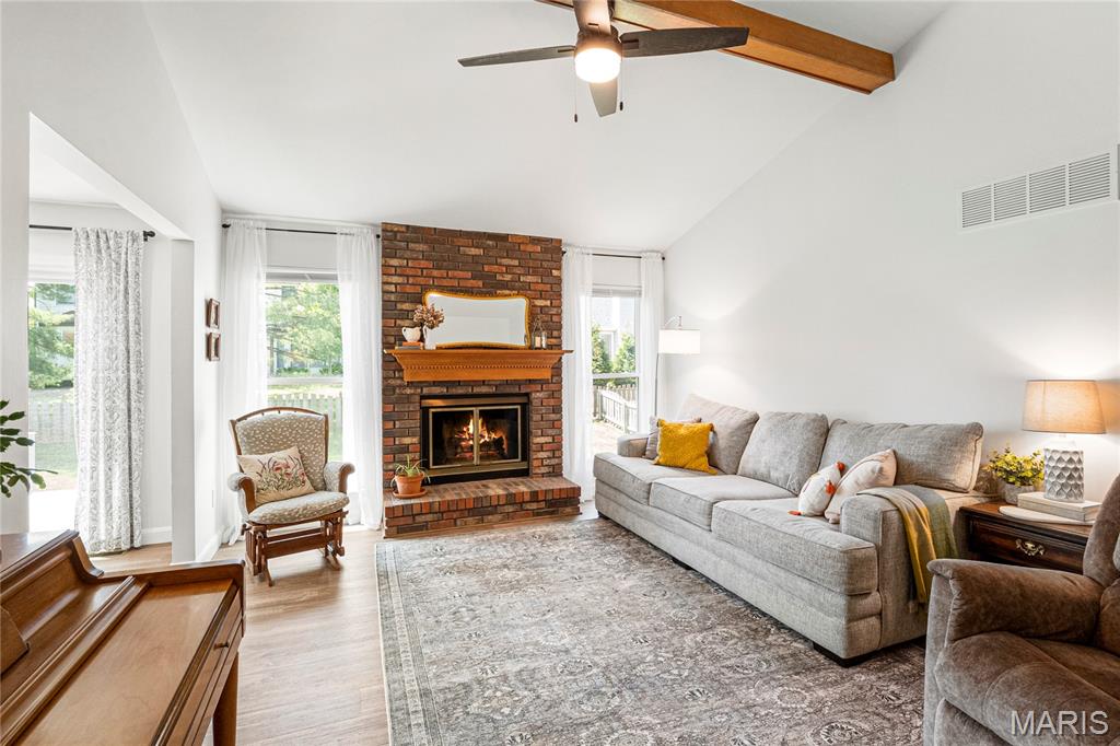 1054 Columbard Drive Ballwin, MO 63021 - Photo 7 of 47