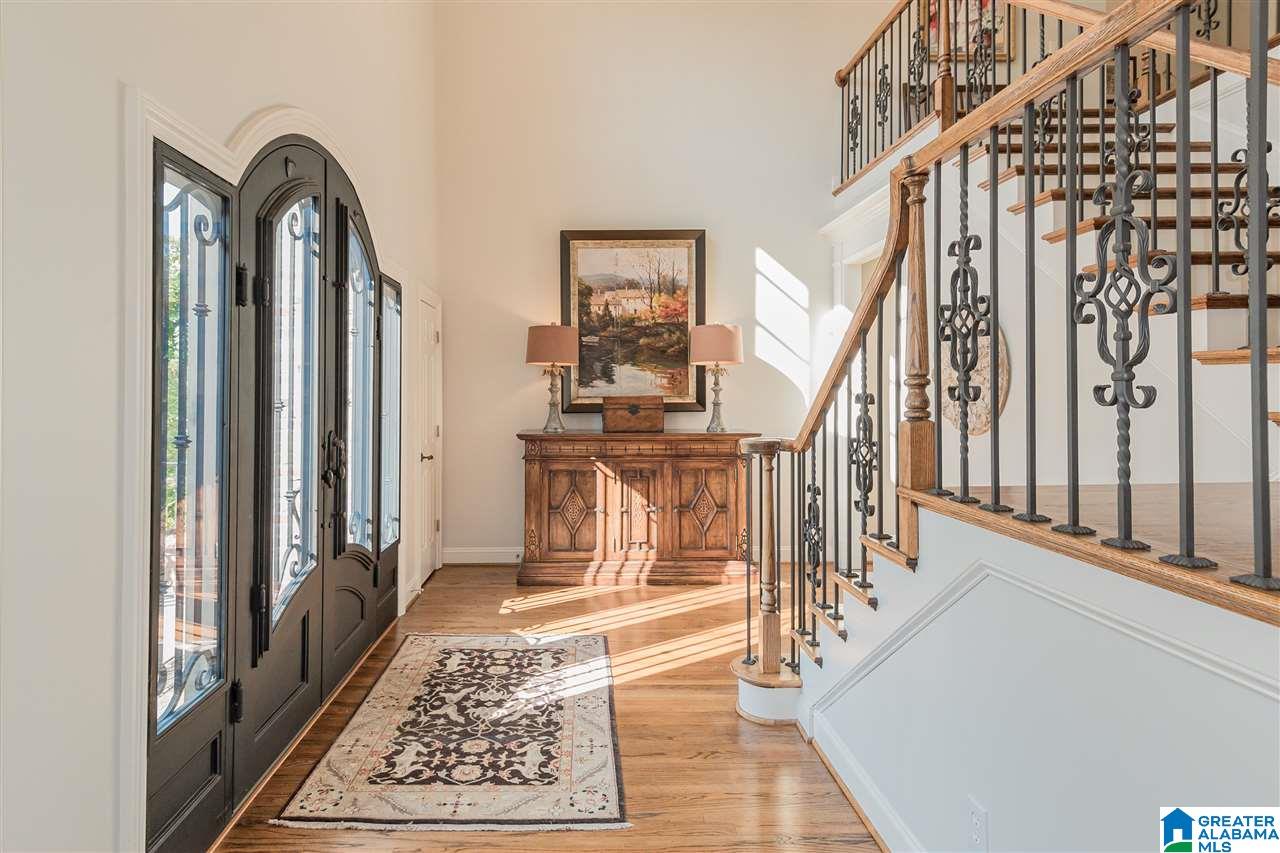 2048 Magnolia Ridge Birmingham, AL 35243 - Photo 7 of 50