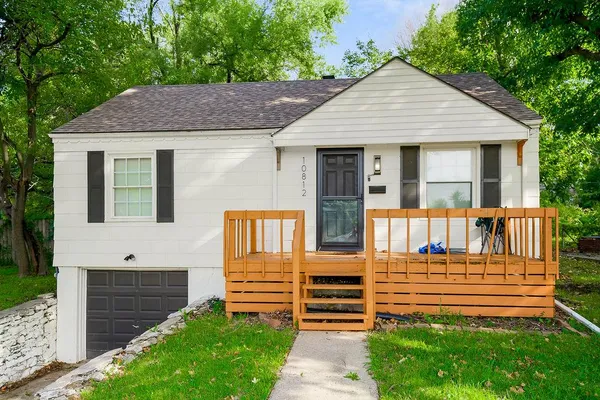 $177,000 | 10812 East 59th Street, Raytown, MO 64133