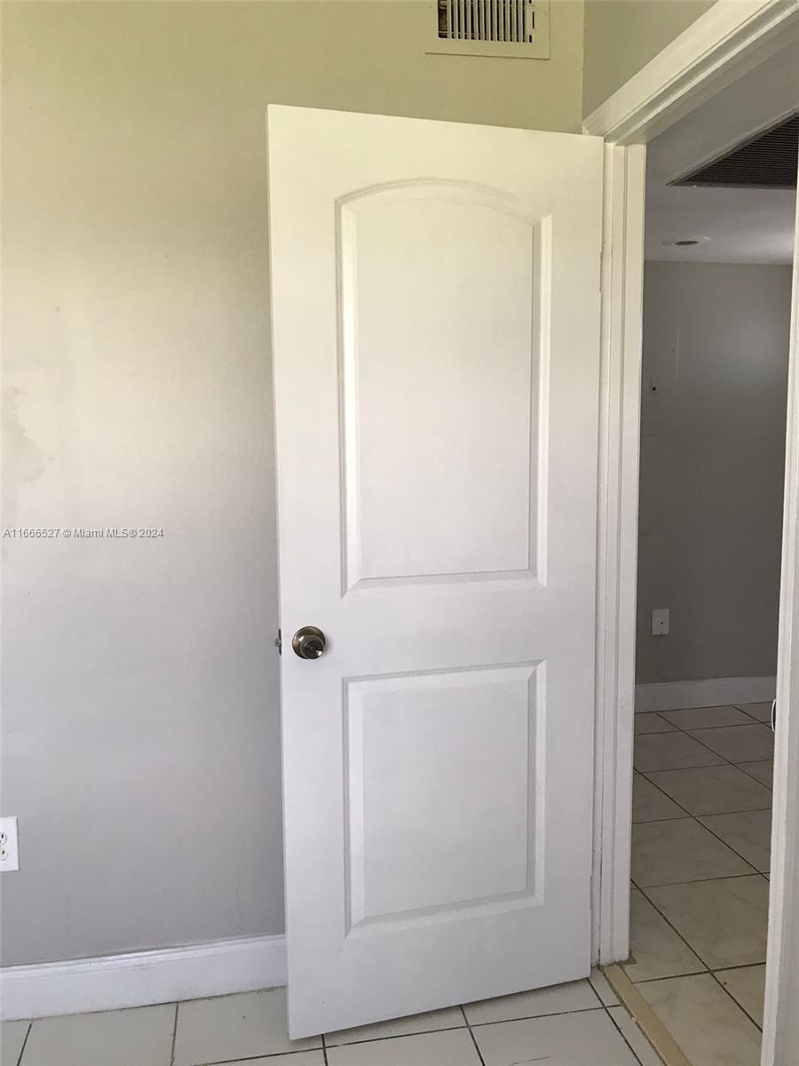 459 Northeast 210th Cir Terrace, Unit 20117 Miami, FL 33179 - Photo 16 of 33