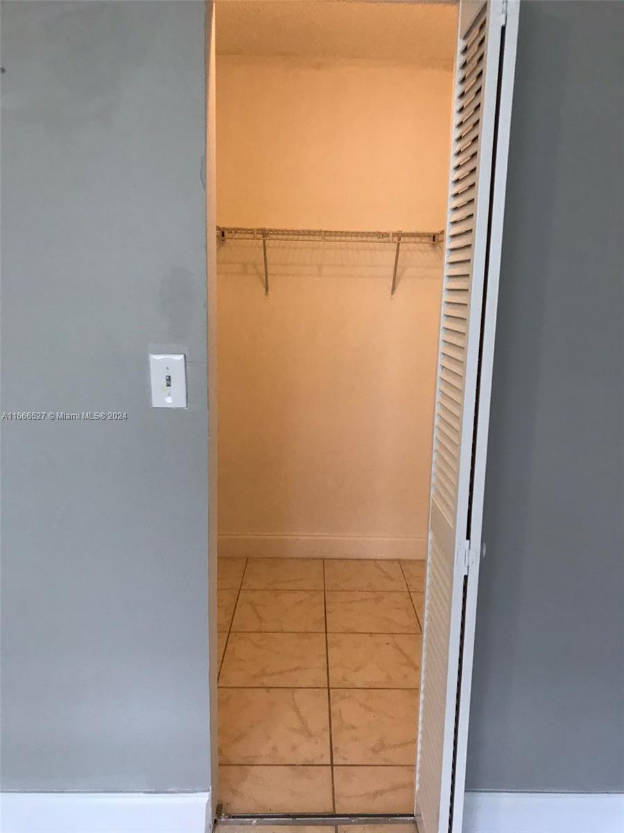 459 Northeast 210th Cir Terrace, Unit 20117 Miami, FL 33179 - Photo 32 of 33