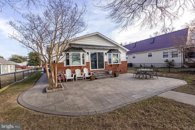a house view with a garden space