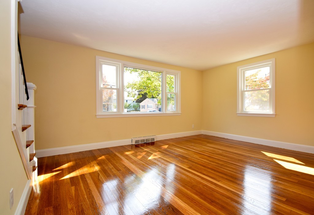 51 Vesey Road Randolph, MA 02368 - Photo 5 of 18 Gallery Image 5
