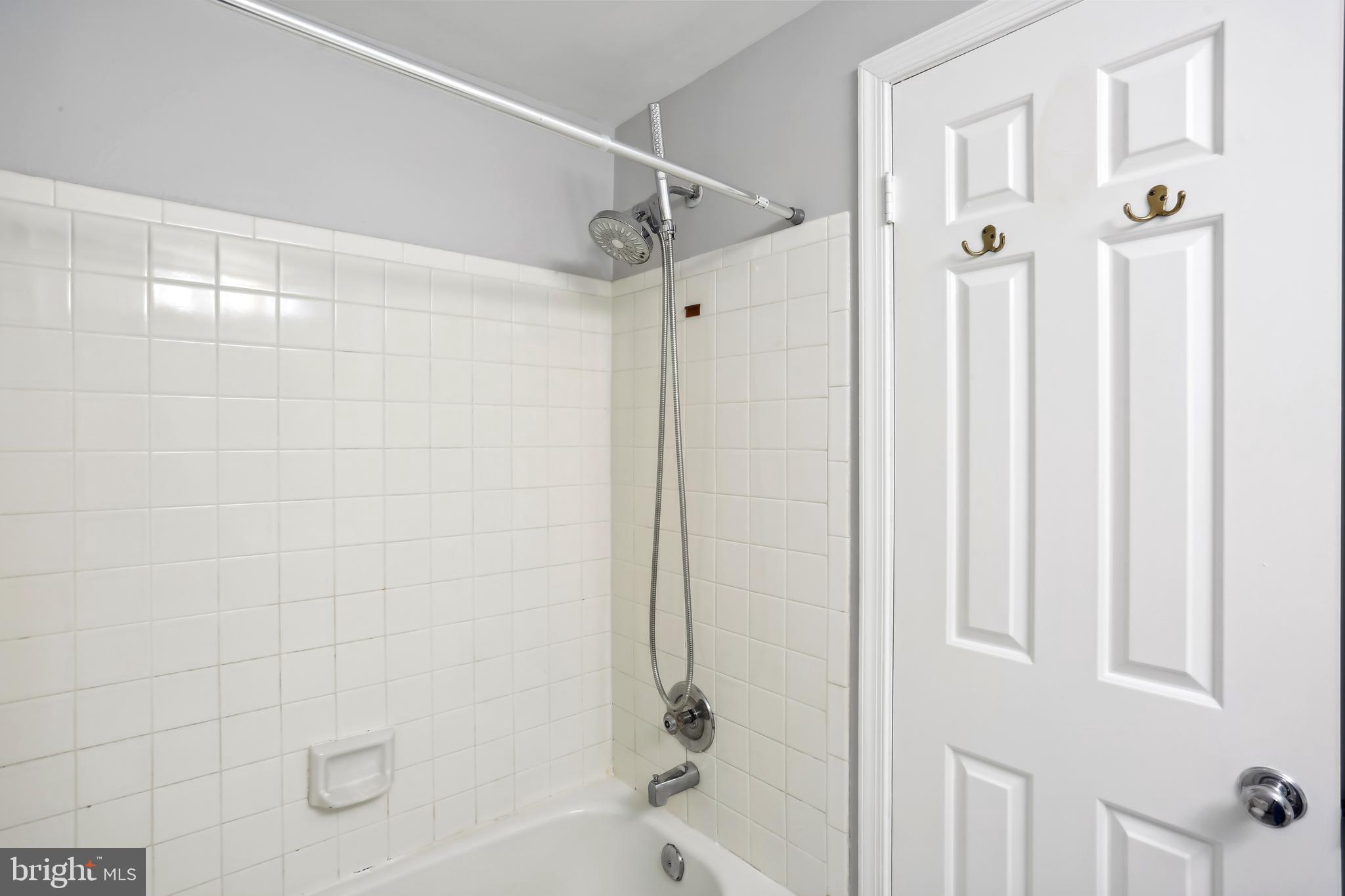 684 Concerto Lane Silver Spring, MD 20901 - Photo 18 of 41 Master Bath