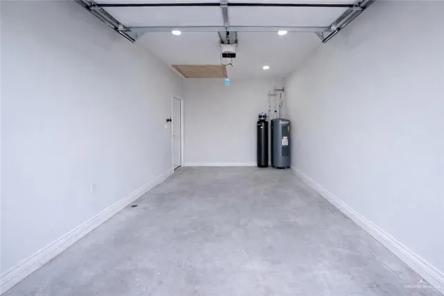 an empty room with an empty space