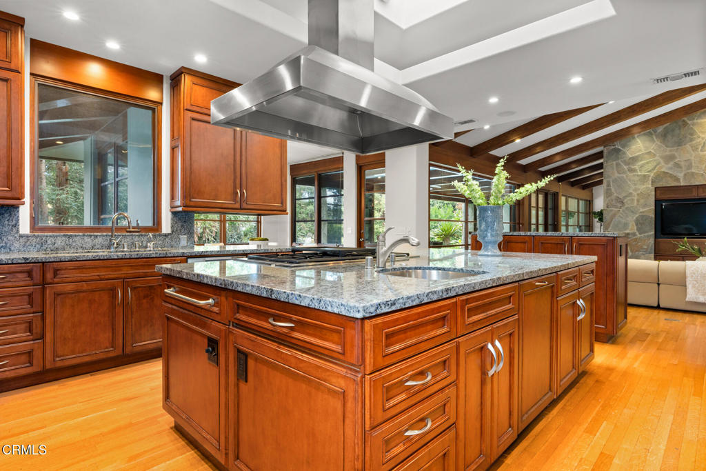 921 Chapea Road Pasadena, CA 91107 - Photo 7 of 19 921ChapeaForWeb-06