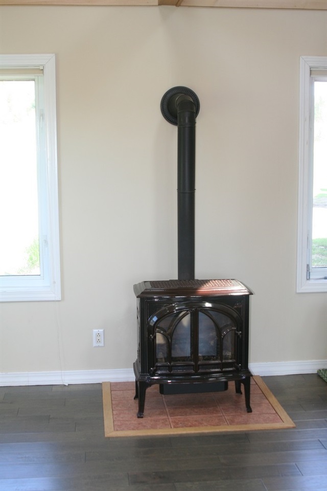 139 Meadows Road Jefferson, NH 03583 - Photo 21 of 37 Gallery Image 21