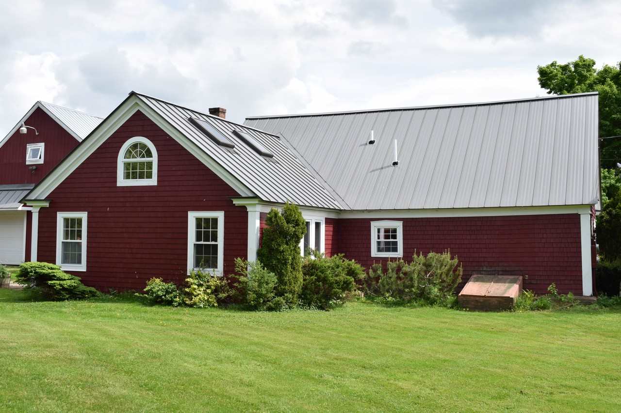 139 Meadows Road Jefferson, NH 03583 - Photo 5 of 37 Gallery Image 5