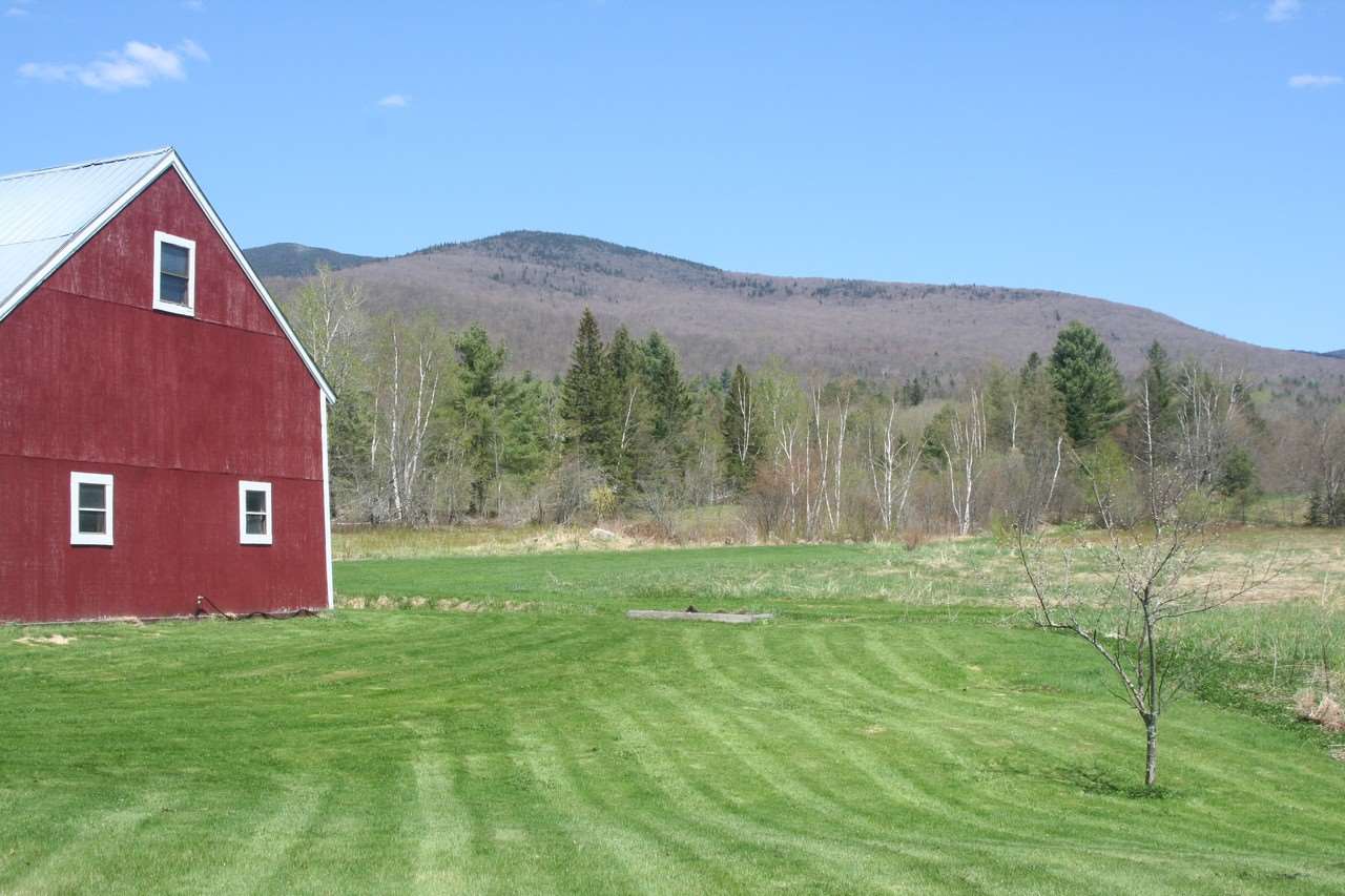 139 Meadows Road Jefferson, NH 03583 - Photo 10 of 37 Gallery Image 10