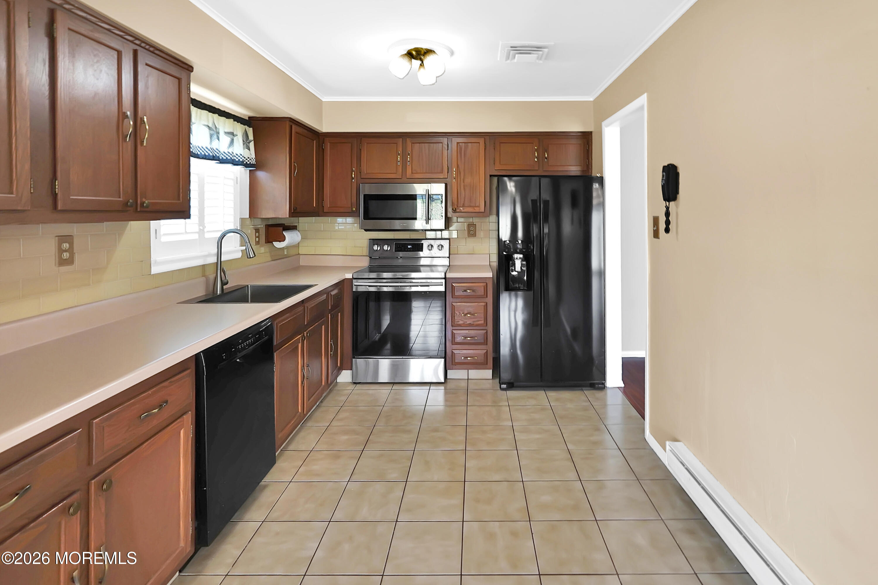 46 Watkins Road Brick, NJ 08724 - Photo 8 of 20 And Room for a Table or Bakers Rack