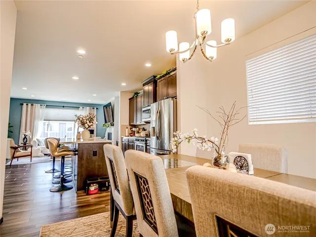 $809,000 | 2704 South 120th Place, Seattle, WA 98168