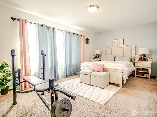 $809,000 | 2704 South 120th Place, Seattle, WA 98168