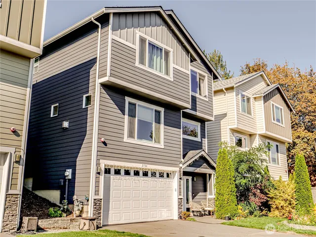 $809,000 | 2704 South 120th Place, Seattle, WA 98168