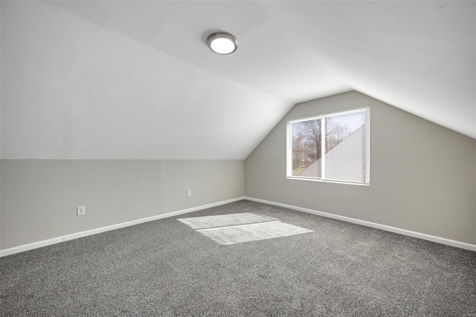 8666 Belhaven Drive St. Louis, MO 63114 - Photo 23 of 42