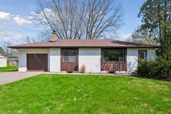 $450,000 | 3001 Groveland School Road, Minnetonka, MN 55391