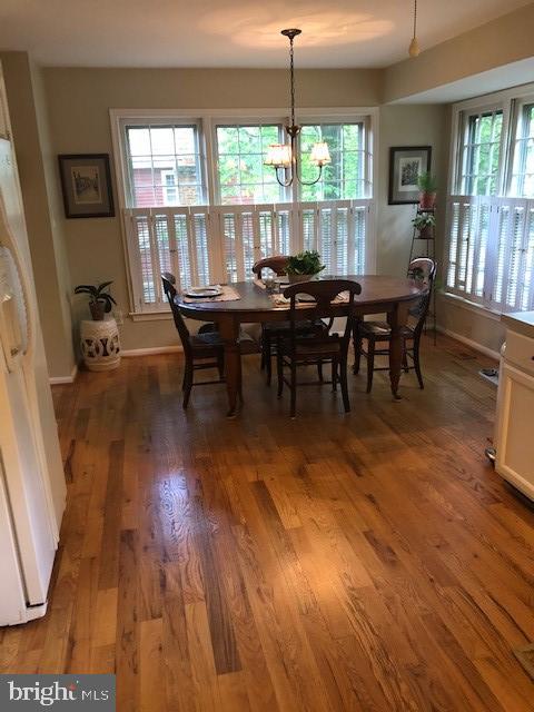 2056 Cobblestone Lane Reston, VA 20191 - Photo 3 of 11 Wood Flooring at Breakfast