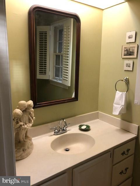 2056 Cobblestone Lane Reston, VA 20191 - Photo 7 of 11 Quiet corner to prepare for the day