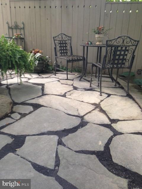 2056 Cobblestone Lane Reston, VA 20191 - Photo 8 of 11 Outdoor flagstone patio space