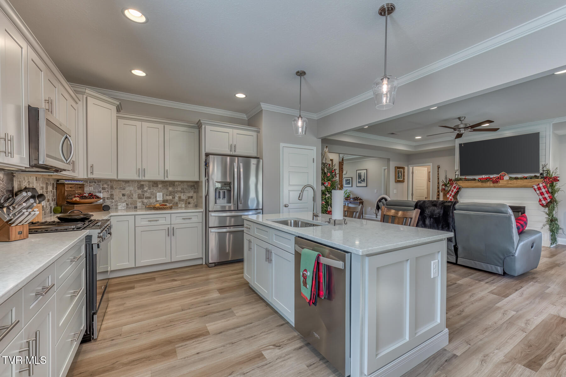 120 Ervin Loop Erwin, TN 37650 - Photo 15 of 49 120 Ervin Loop-15