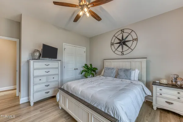 $499,500 | 120 Ervin Loop, Erwin, TN 37650