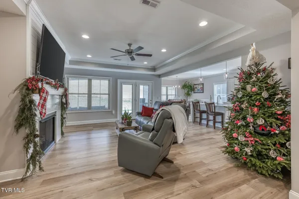 $499,500 | 120 Ervin Loop, Erwin, TN 37650
