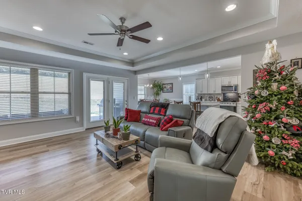 $499,500 | 120 Ervin Loop, Erwin, TN 37650