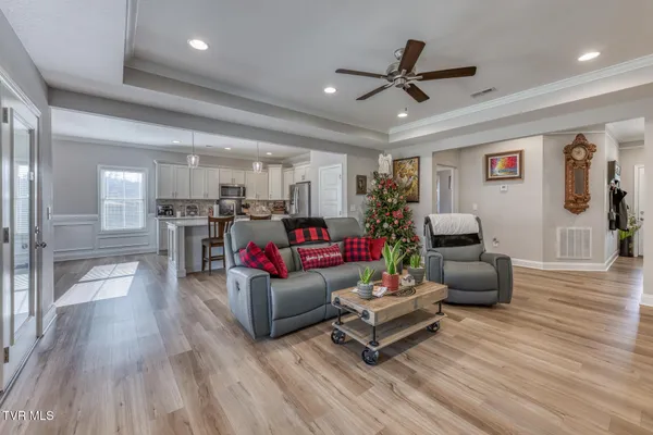 $499,500 | 120 Ervin Loop, Erwin, TN 37650