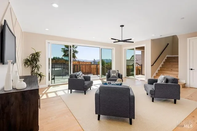 a view of a house with outdoor space