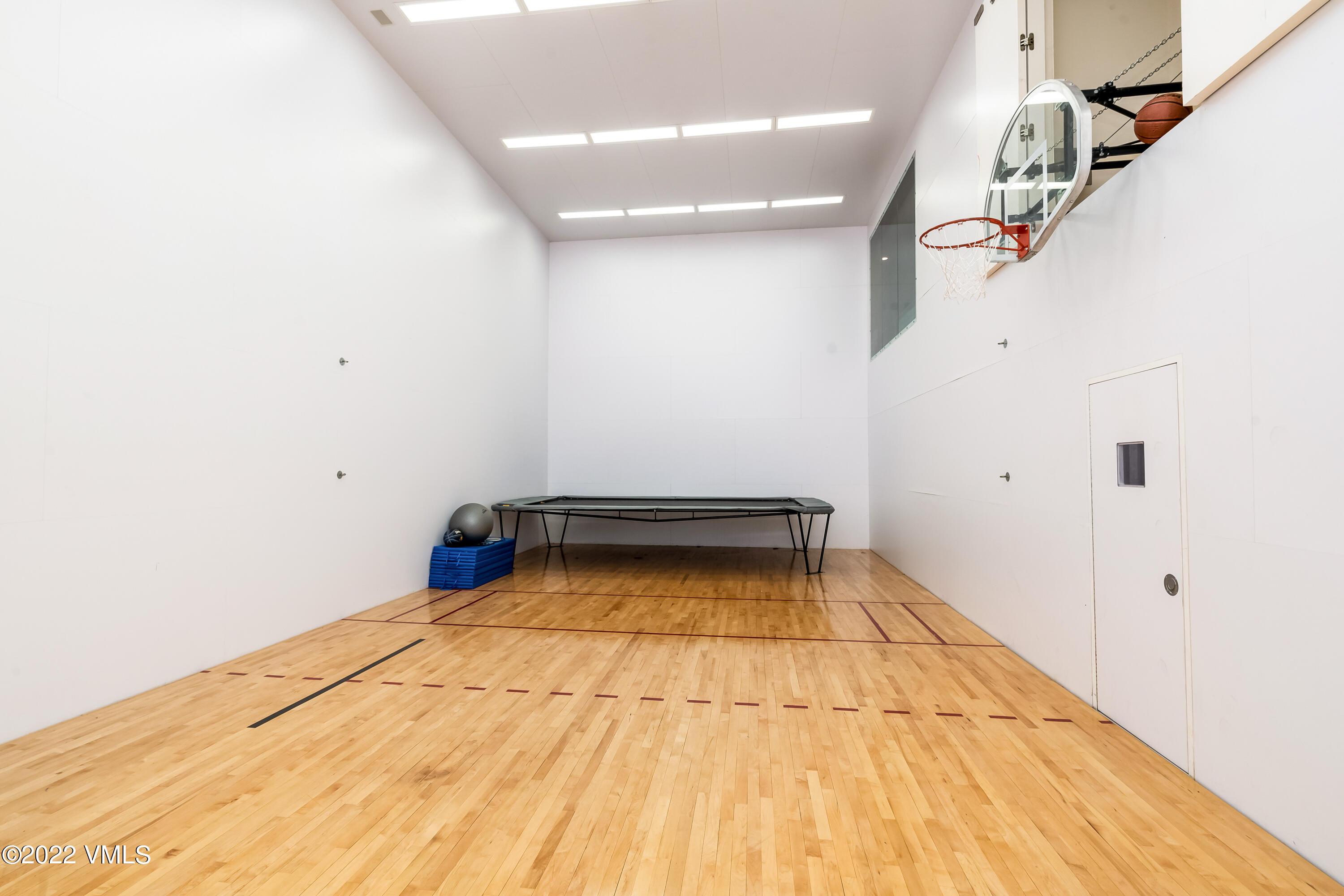 447 Borders Road Beaver Creek, CO 81620 - Photo 45 of 71 a view of a room with gym equipment