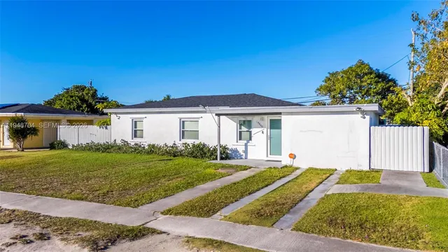 $515,000 | 14860 Buchanan Street, Miami, FL 33176