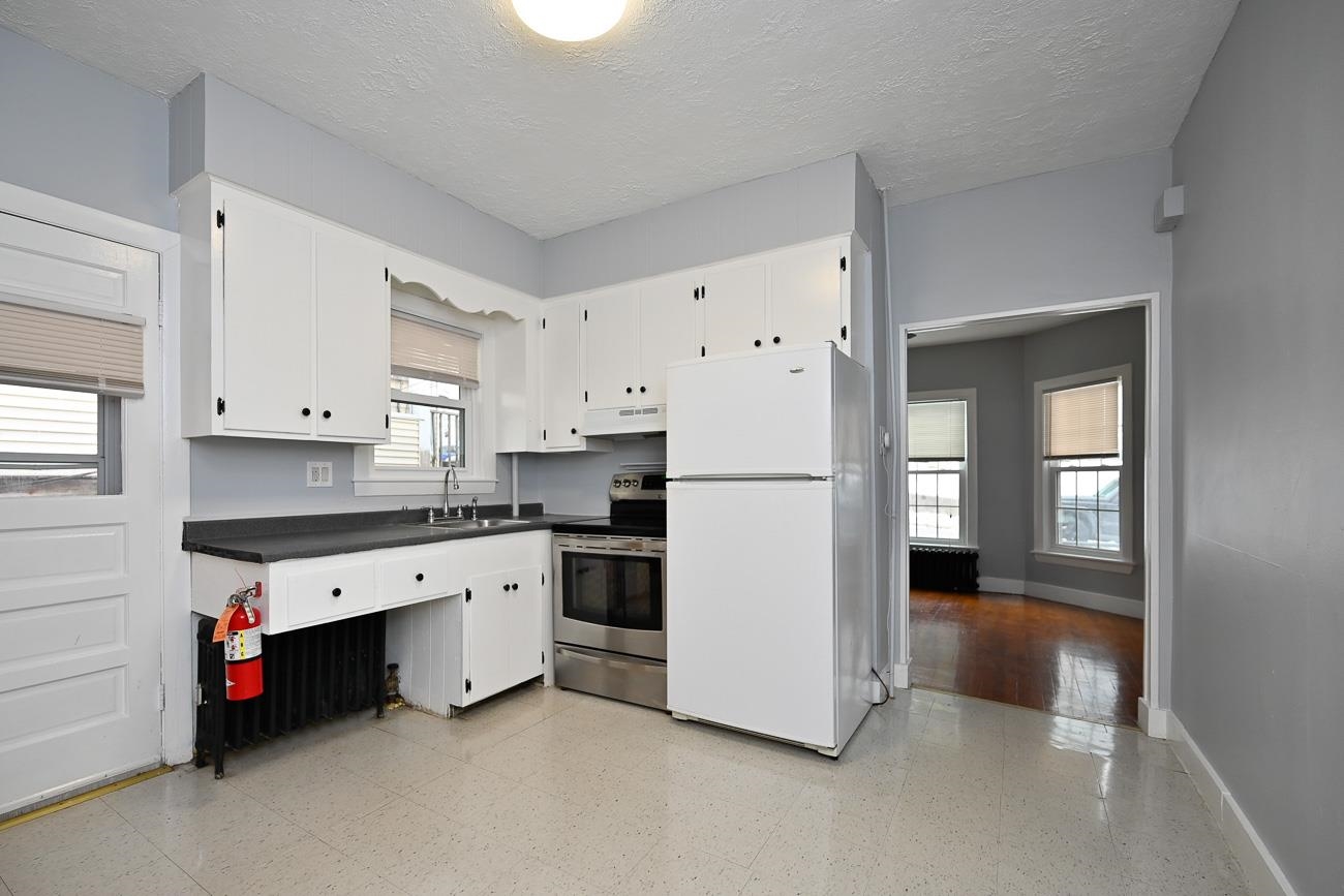 6 Beacon Street, Unit 6A Nashua, NH 03064 - Photo 5 of 17