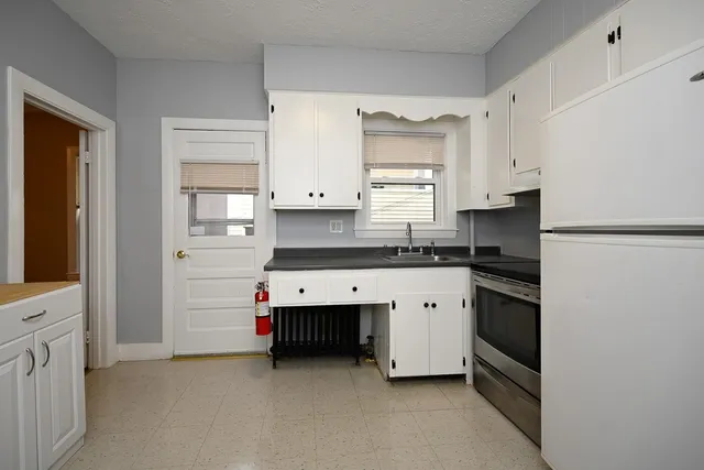 $1,800 | 6 Beacon Street, Unit 6A, Nashua, NH 03064